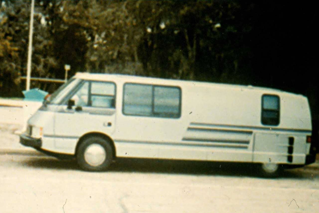 Vixen Motorhome, 1982