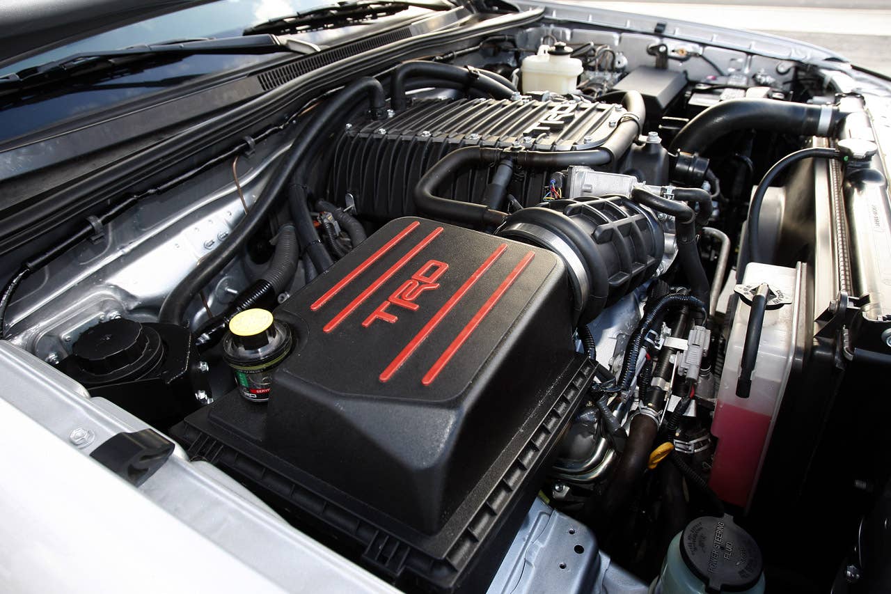 Toyota Tacoma RTR Concept engine