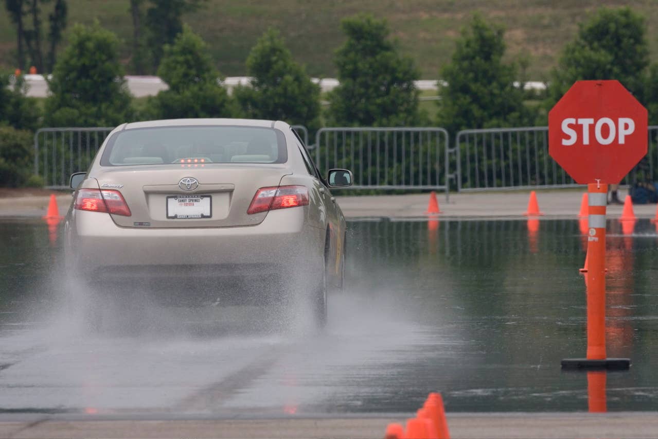 From 55 mph to 0, Michelin Primacy MXV4 tires provided better wet grip than Bridgestone Turanzas.