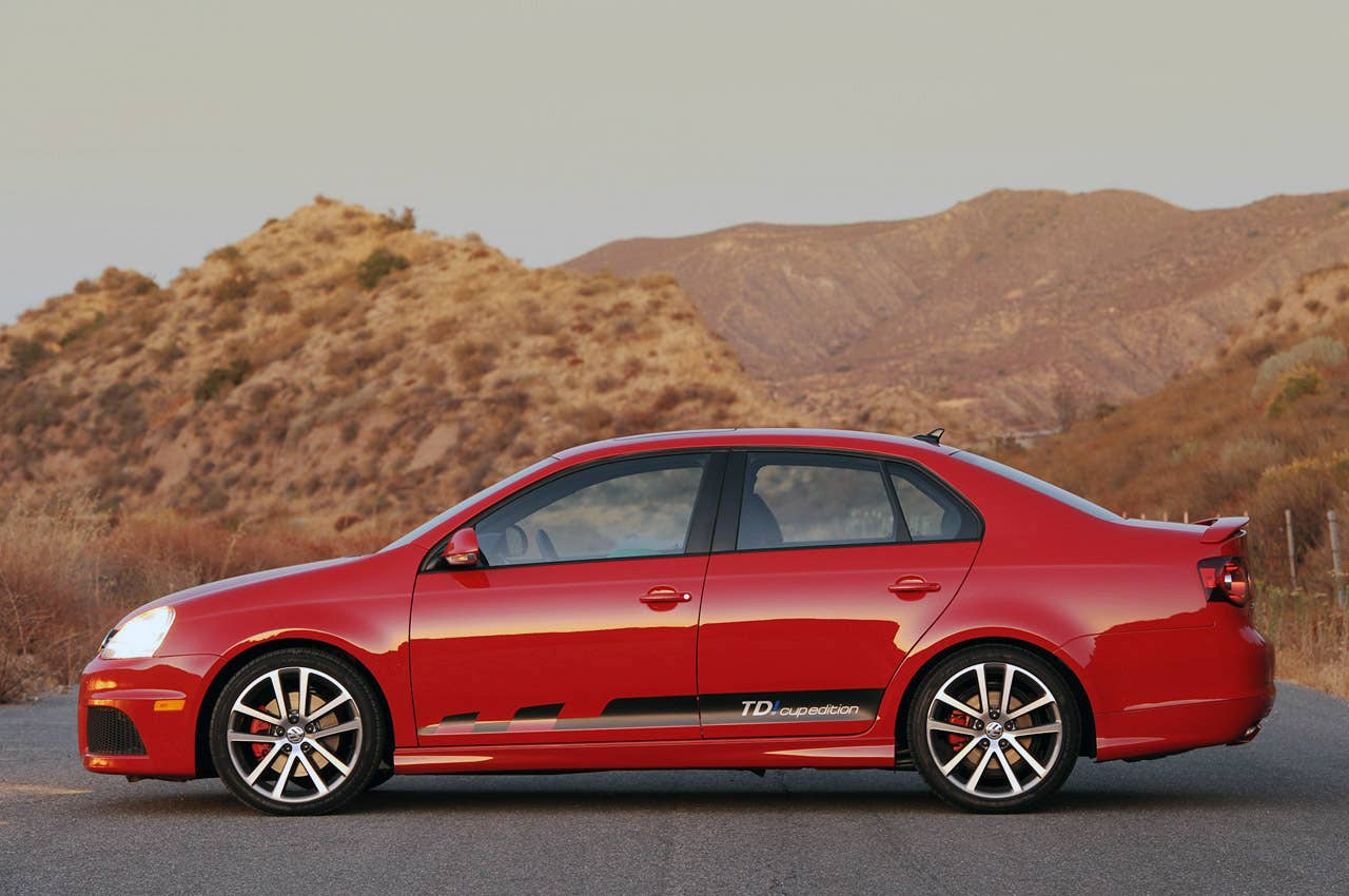 2010 Volkswagen Jetta TDI Street Cup Edition side view