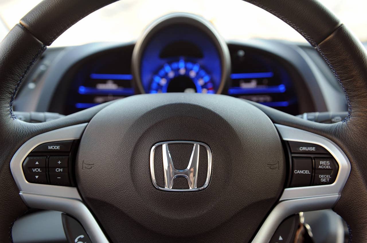 2011 Honda CR-Z steering wheel