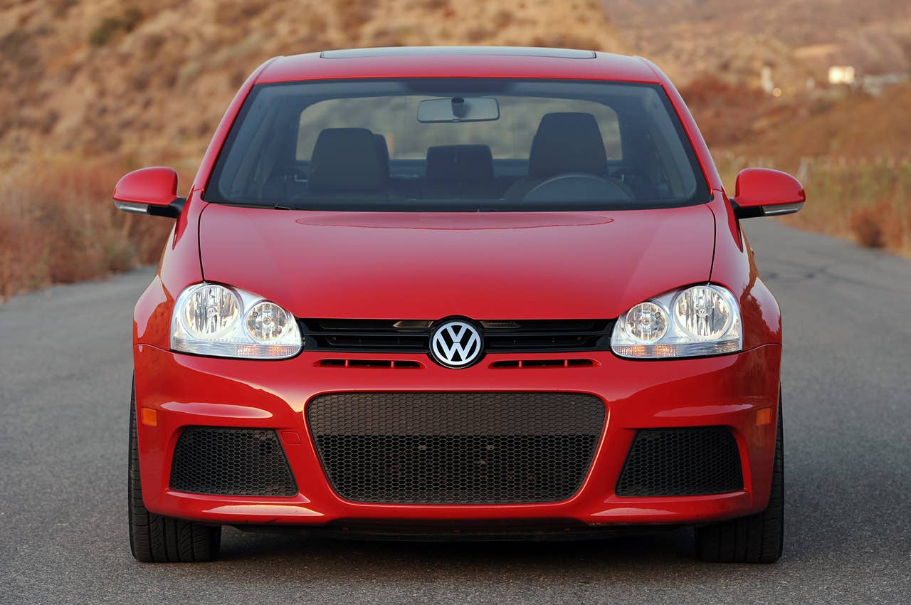 2010 Volkswagen Jetta TDI Street Cup Edition front view