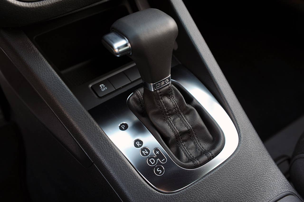 2010 Volkswagen Jetta TDI Street Cup Edition shifter