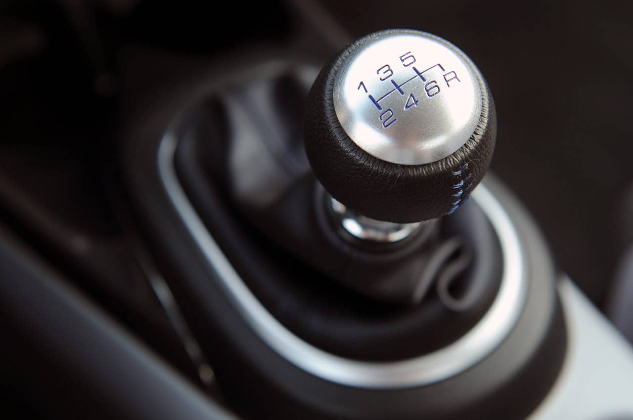 2011 Honda CR-Z shifter
