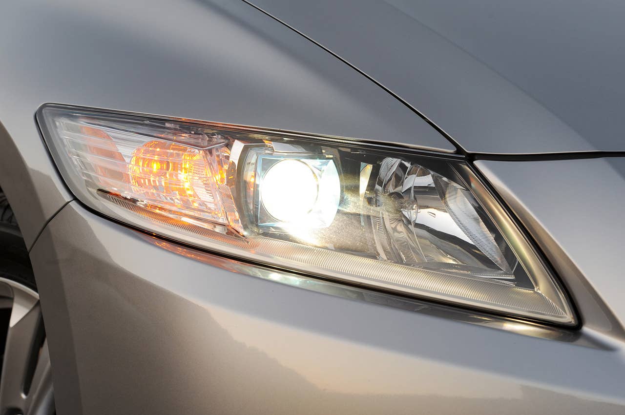2011 Honda CR-Z headlight