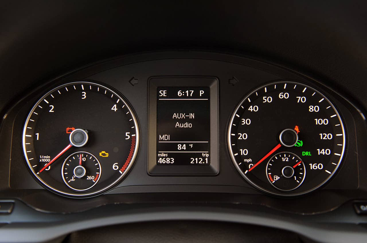 2010 Volkswagen Jetta TDI Street Cup Edition gauges