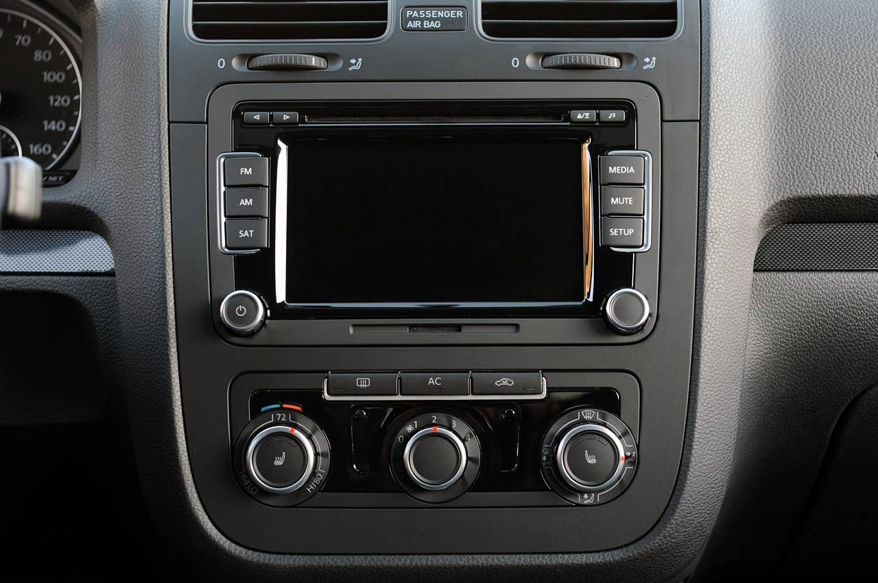 2010 Volkswagen Jetta TDI Street Cup Edition stereo and HVAC controls