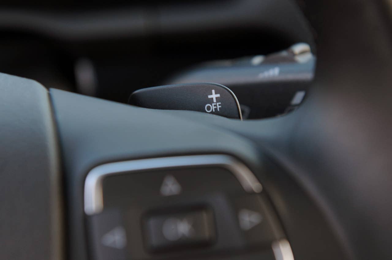 2010 Volkswagen Jetta TDI Street Cup Edition paddle shifters