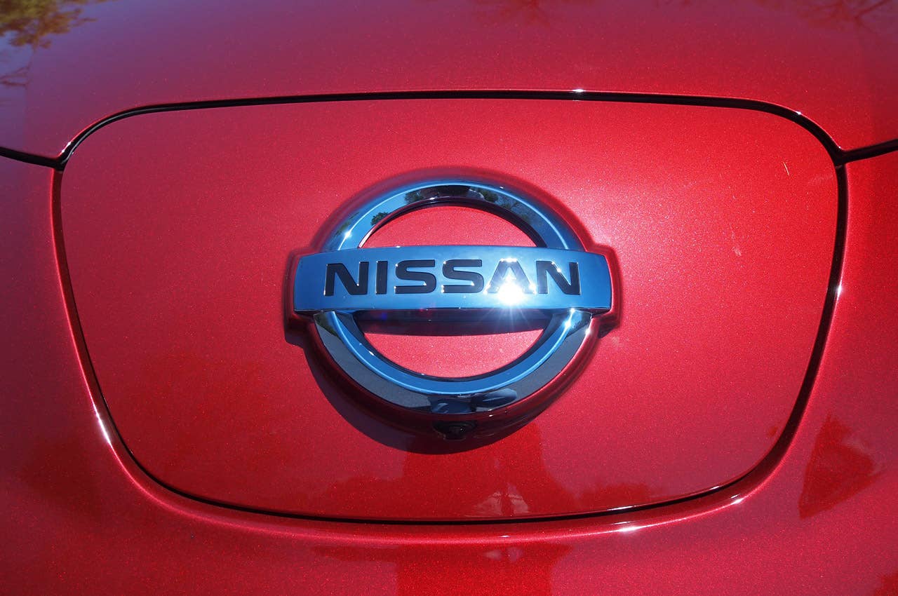 2013 Nissan Leaf logo