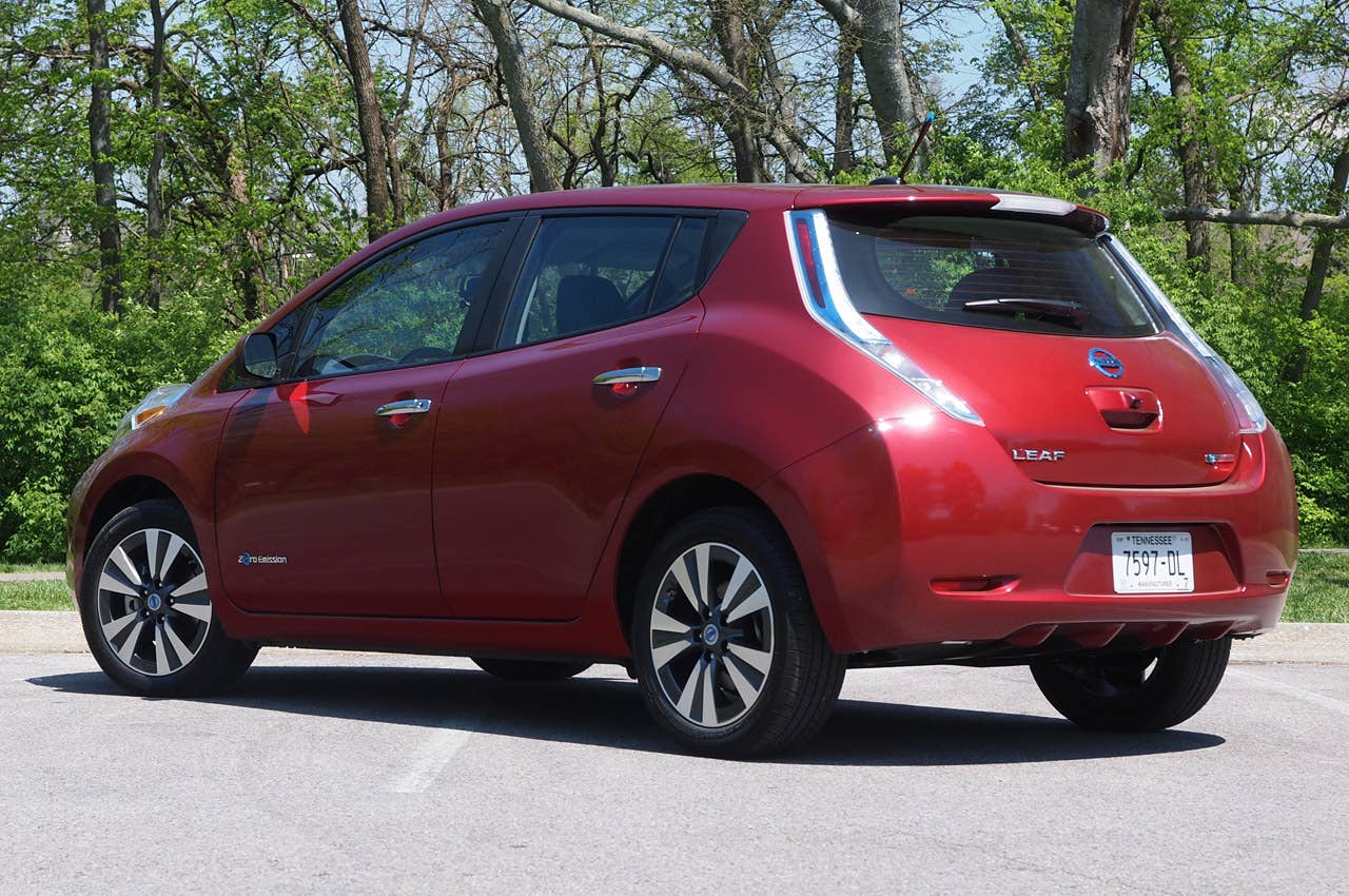2013 Nissan Leaf rear 3/4 view