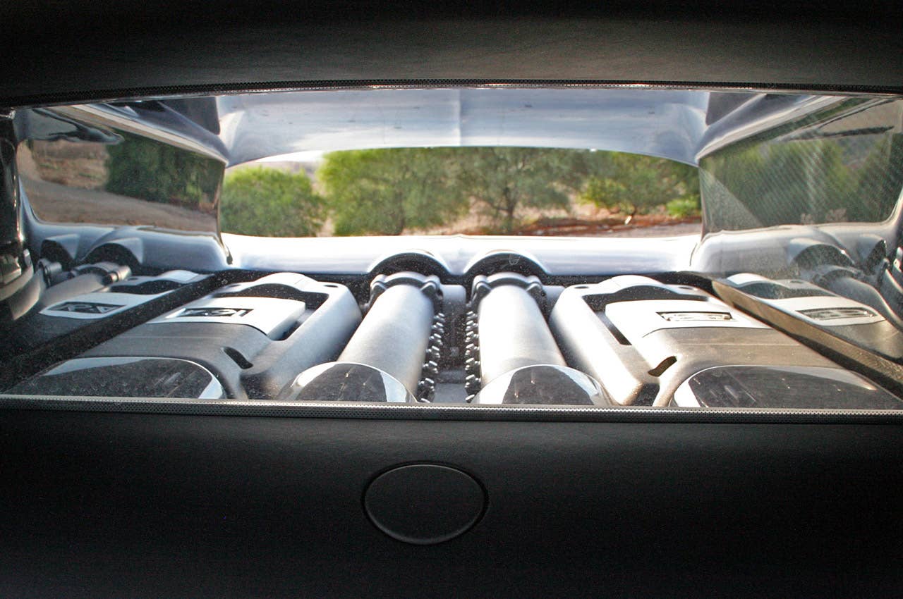 2011 Bugatti Veyron Super Sport engine
