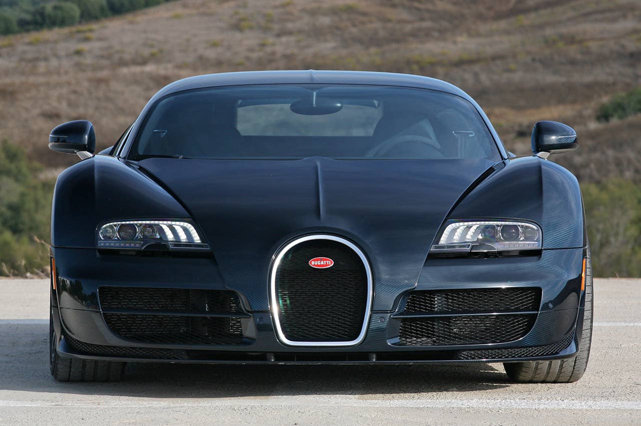 2011 Bugatti Veyron Super Sport front view