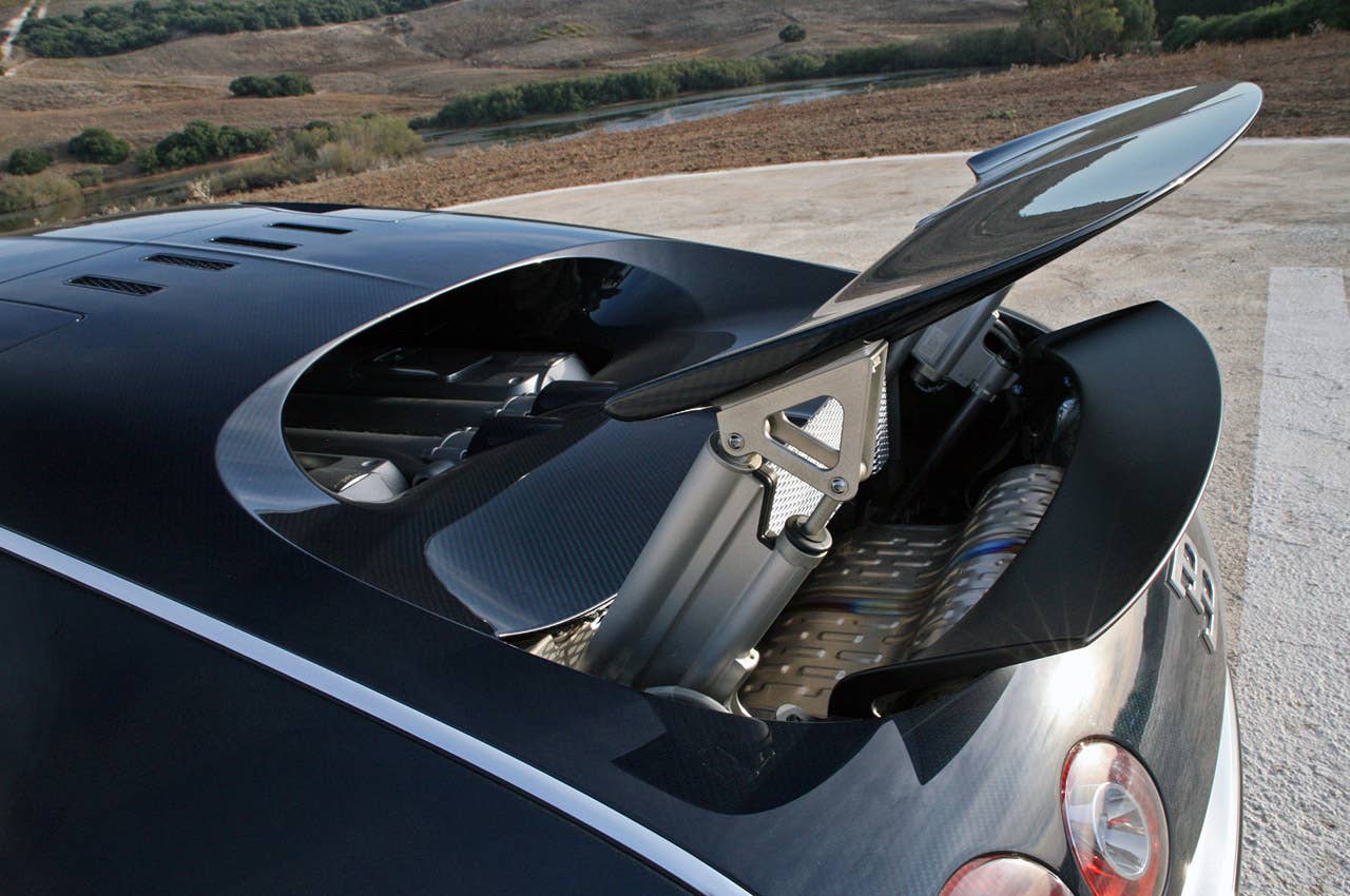 2011 Bugatti Veyron Super Sport rear wing