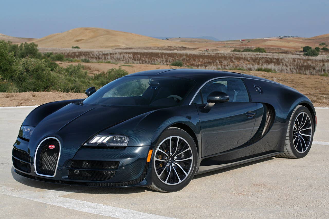 2011 Bugatti Veyron Super Sport front 3/4 view