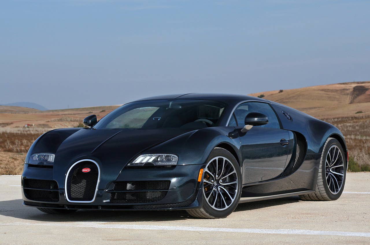 2011 Bugatti Veyron Super Sport front 3/4 view