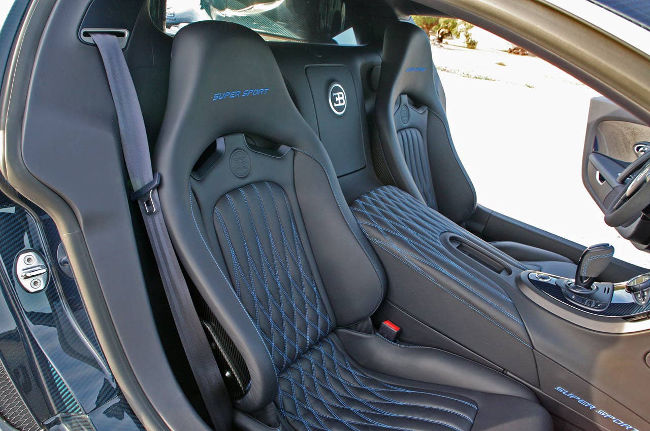 2011 Bugatti Veyron Super Sport seats