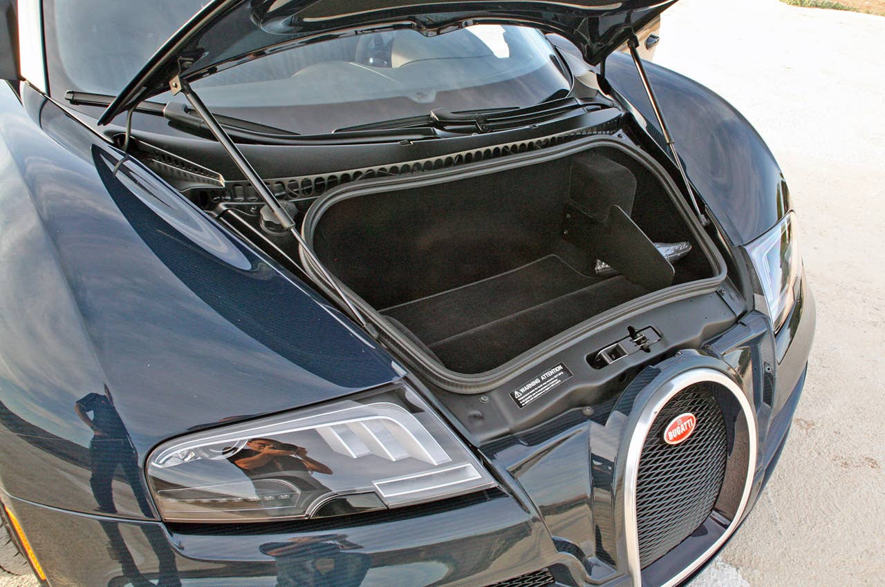 2011 Bugatti Veyron Super Sport trunk