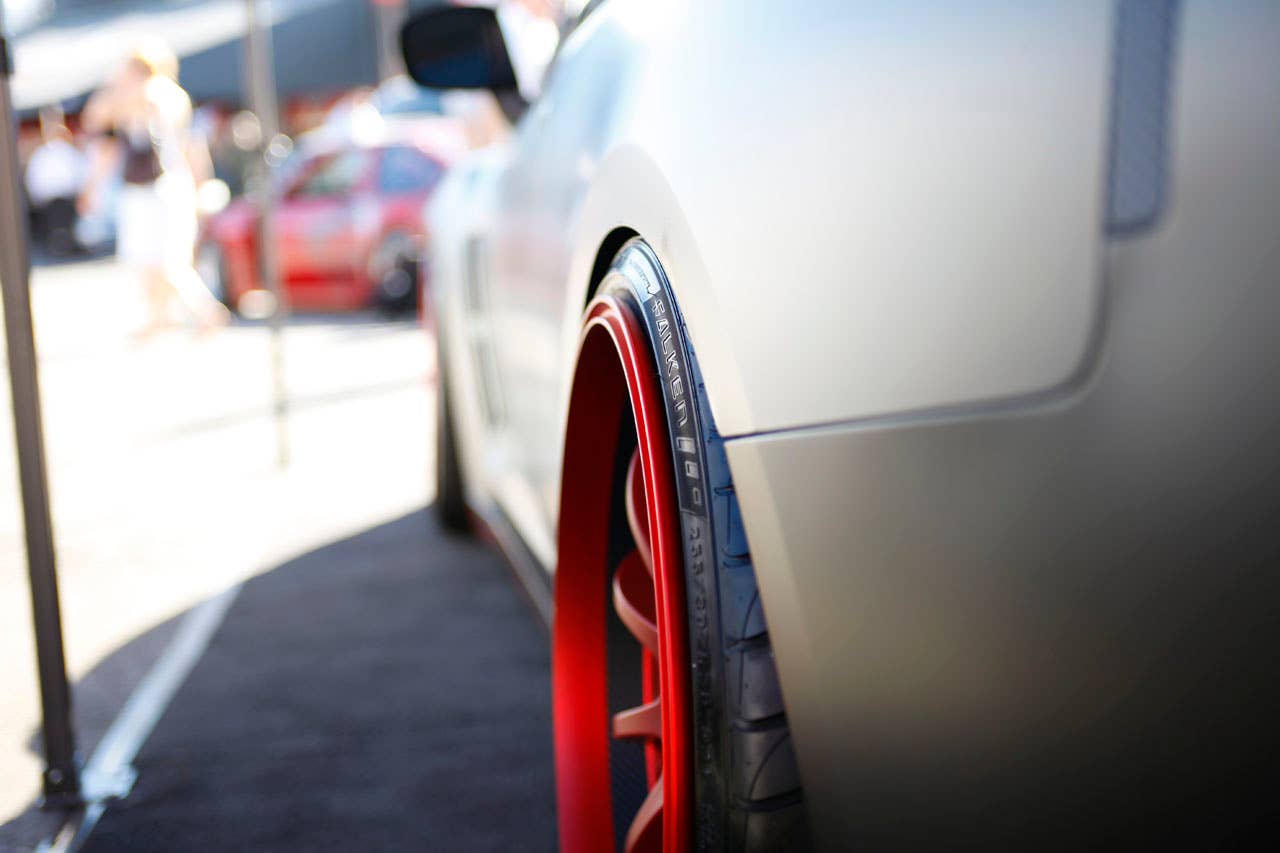 Wraptivo Nissan GT-R side