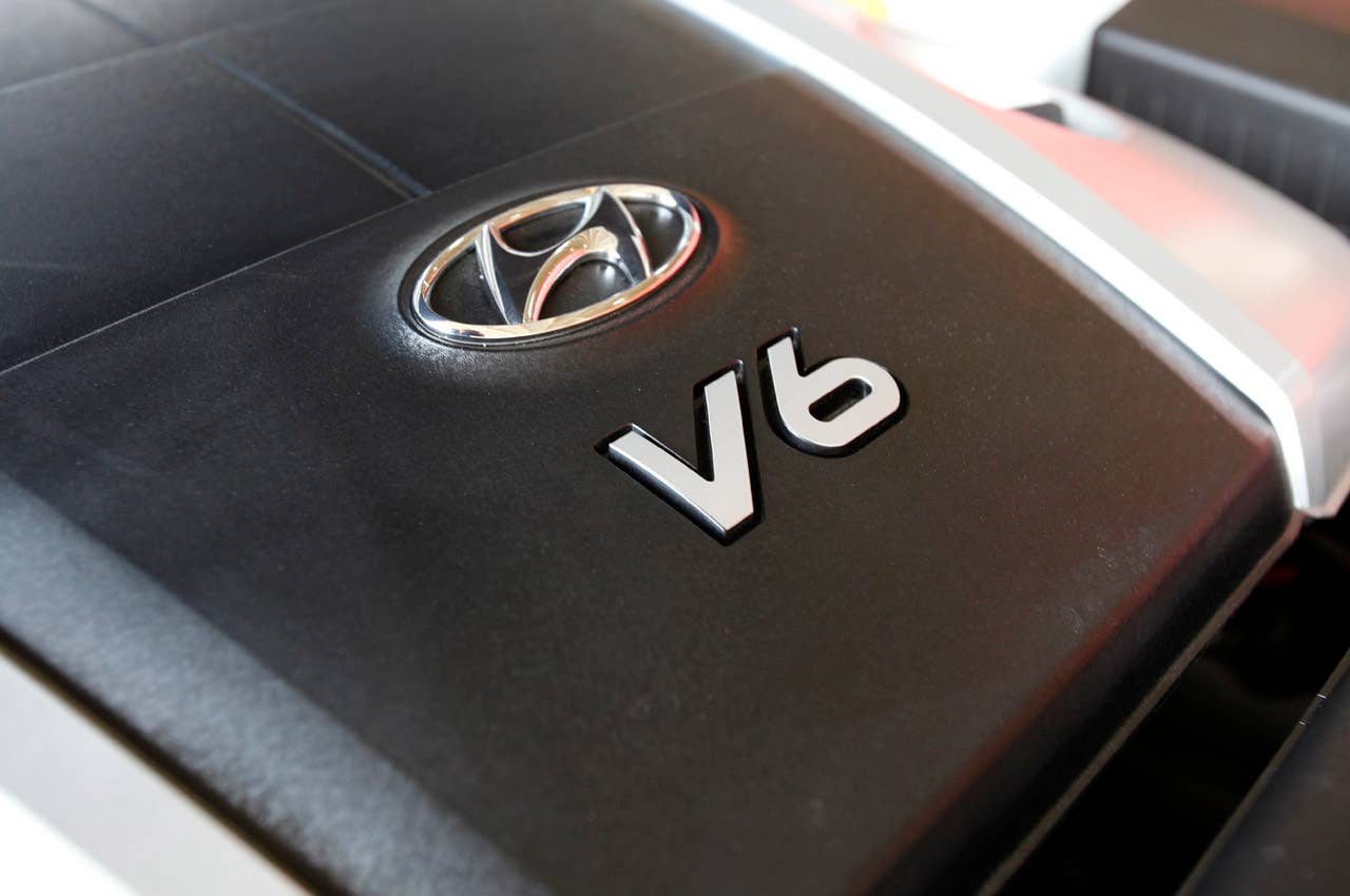 2011 Hyundai Genesis Sedan engine