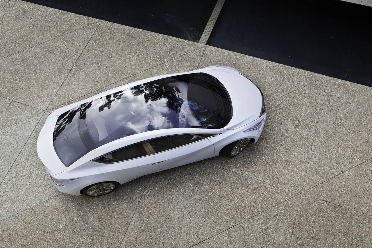 Nissan Ellure Concept Oct 2010