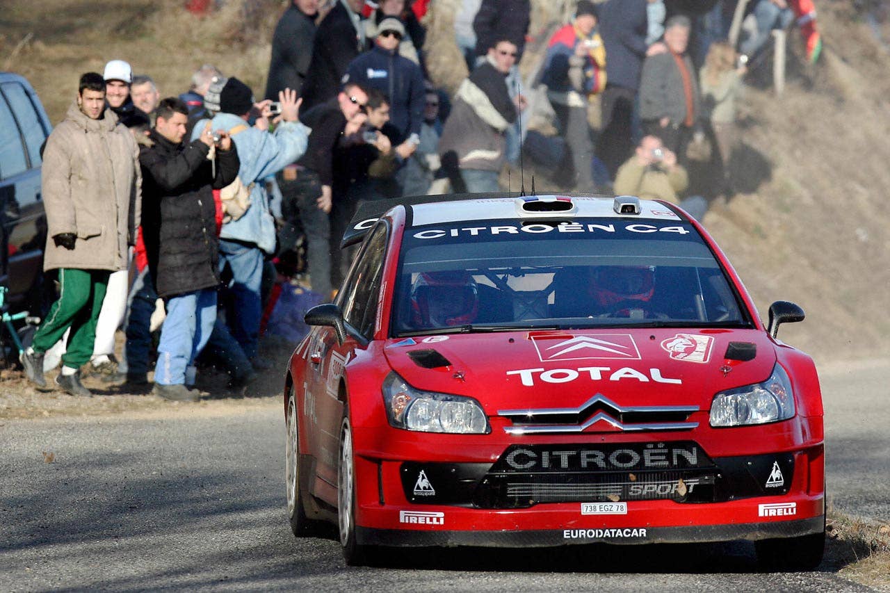 French driver, Sebastien Loeb steers his Citroen C4 during the eleven's stage of the the Monte-Carlo Rally's 76th edition, between Lamasres and Alboussi?re, 26 January 2008 in Gilhoc, southeastern France.