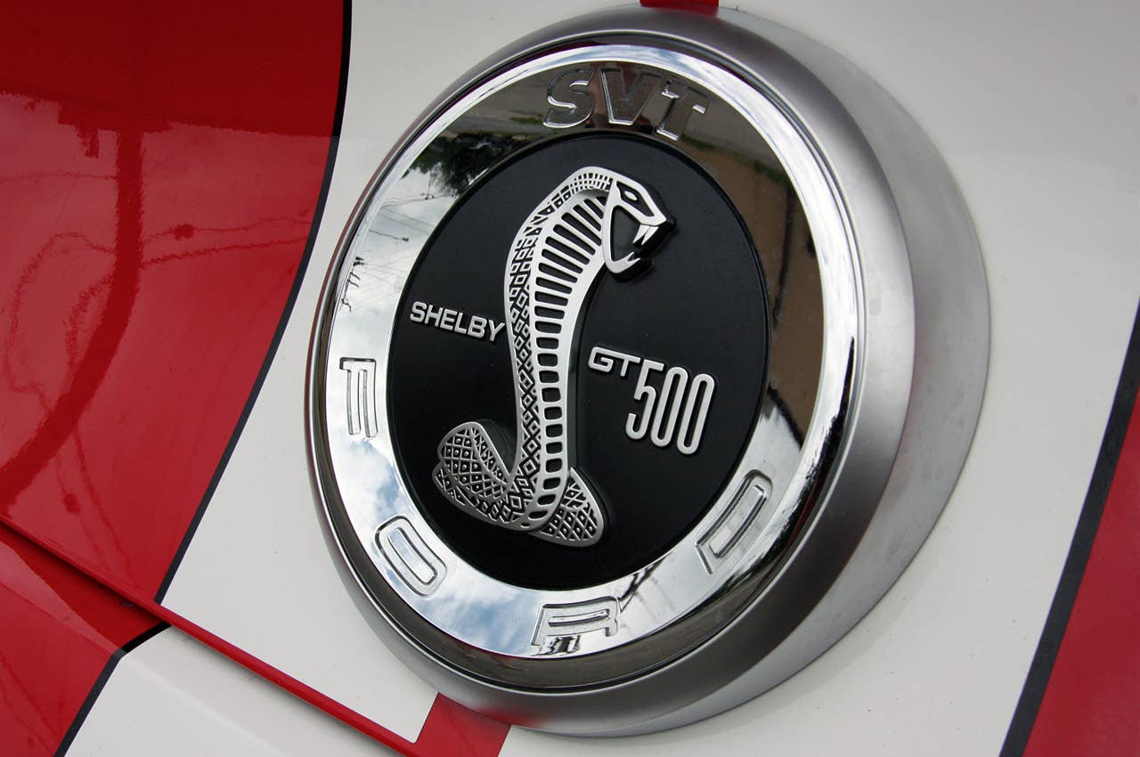2011 Ford Shelby GT500 Convertible faux gas cap