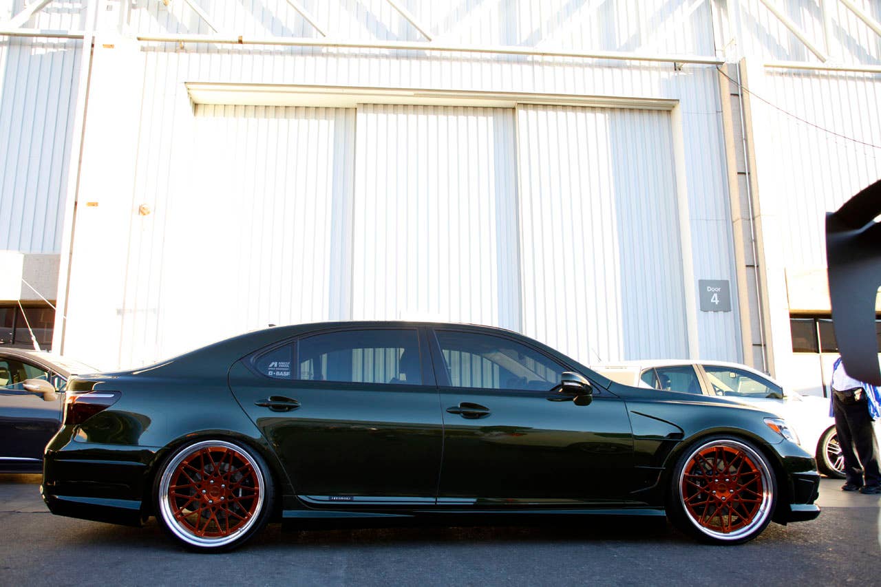 Lexus LS600h L by Fox Marketing side