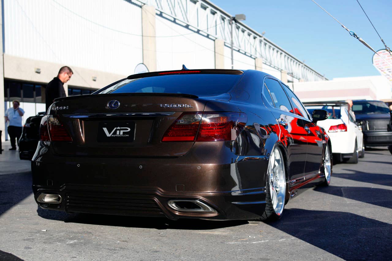 Lexus 600h L by VIP Auto Salon rear 3/4