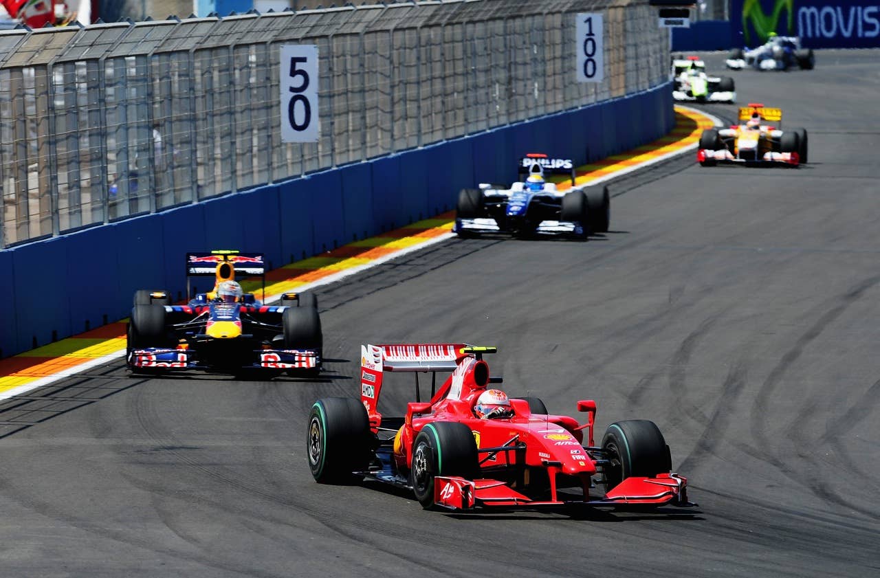 F1 Grand Prix of Europe - Race VALENCIA, SPAIN - AUGUST 23: Kimi Raikkonen of Finland and Ferrari drives during the European Formula One Grand Prix at the Valencia Street Circuit on August 23, 2009, in Valencia, Spain. (Photo by Clive Mason/Getty Images)