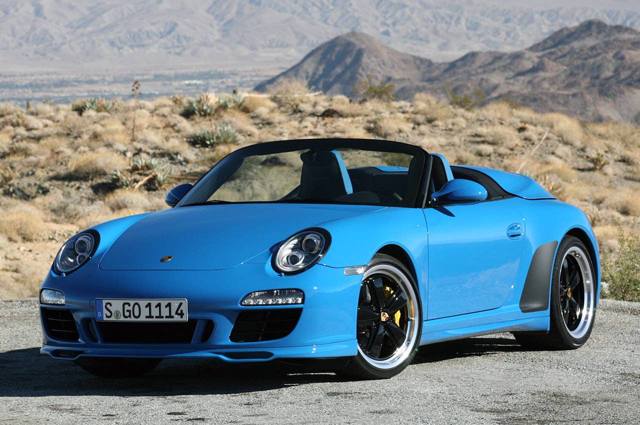 2011 Porsche 911 Speedster front 3/4 view