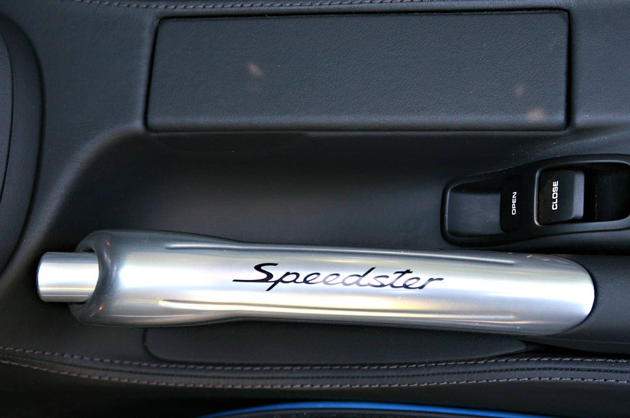 2011 Porsche 911 Speedster e-brake handle