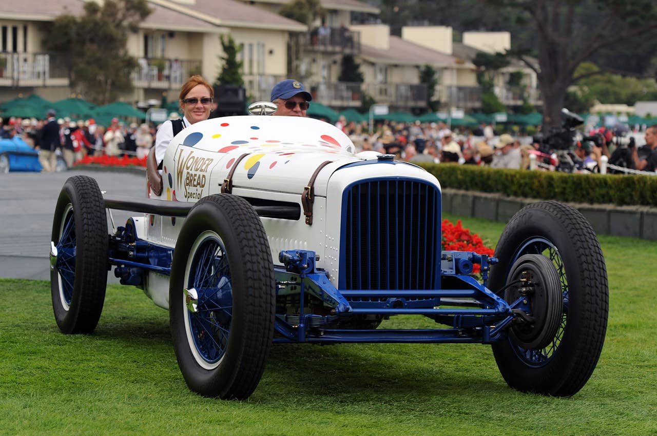 1934 Ringling & Henning "Wonder Bread Special"