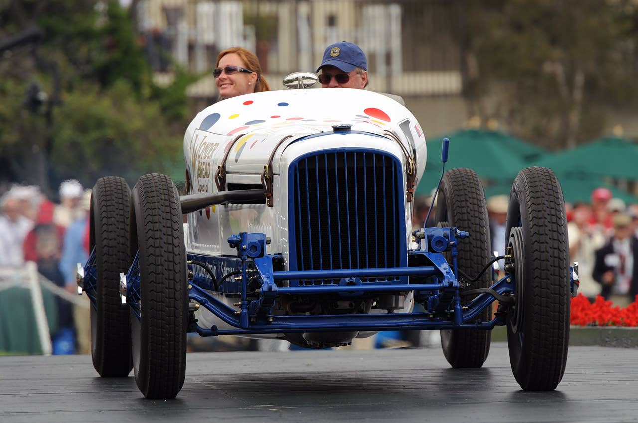 1934 Ringling & Henning "Wonder Bread Special"