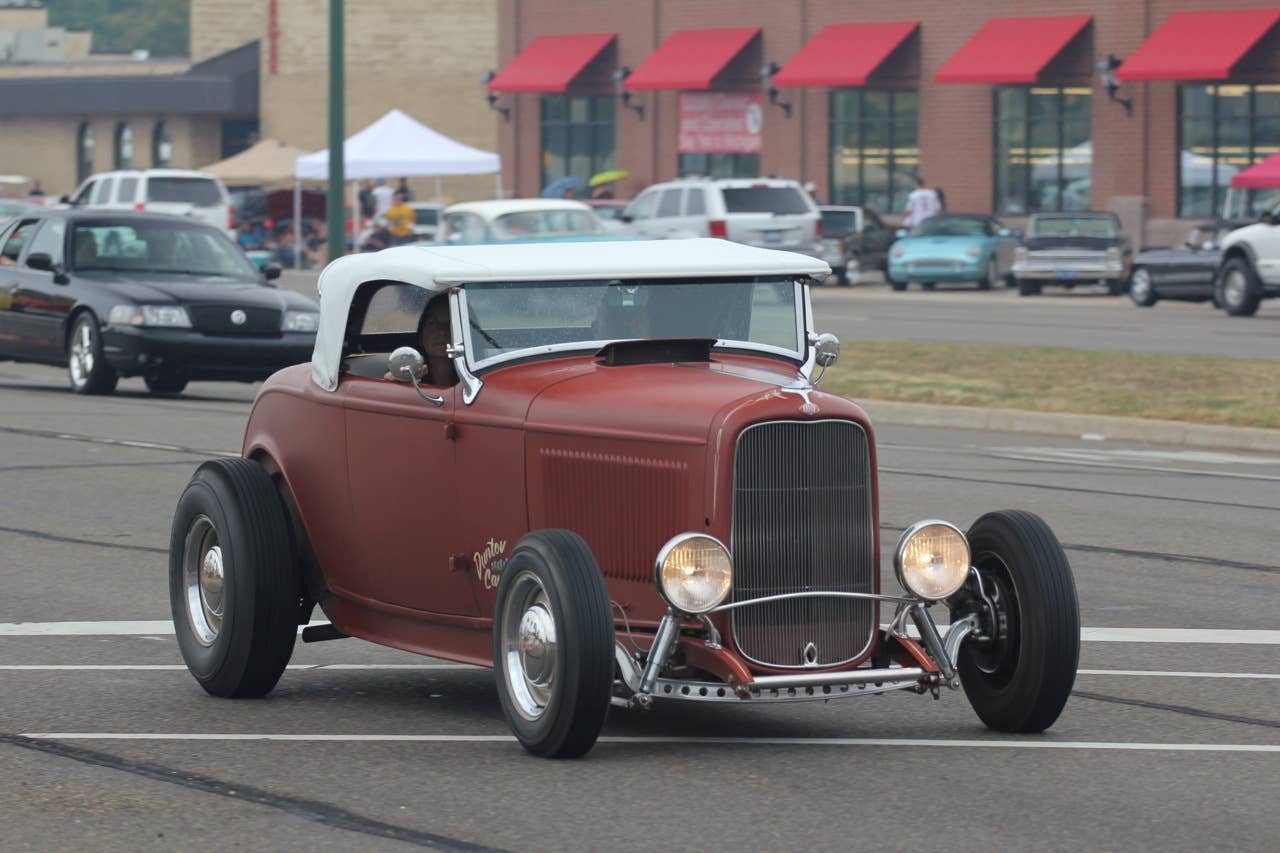 Shoebox Chevy wagon