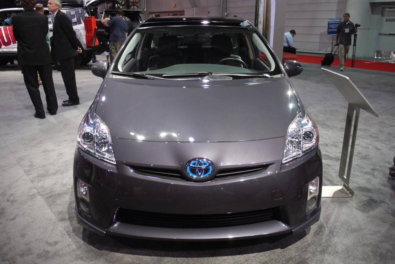 SEMA 2010: Toyota gets its sport hybrid on with Prius Plus Performance ...