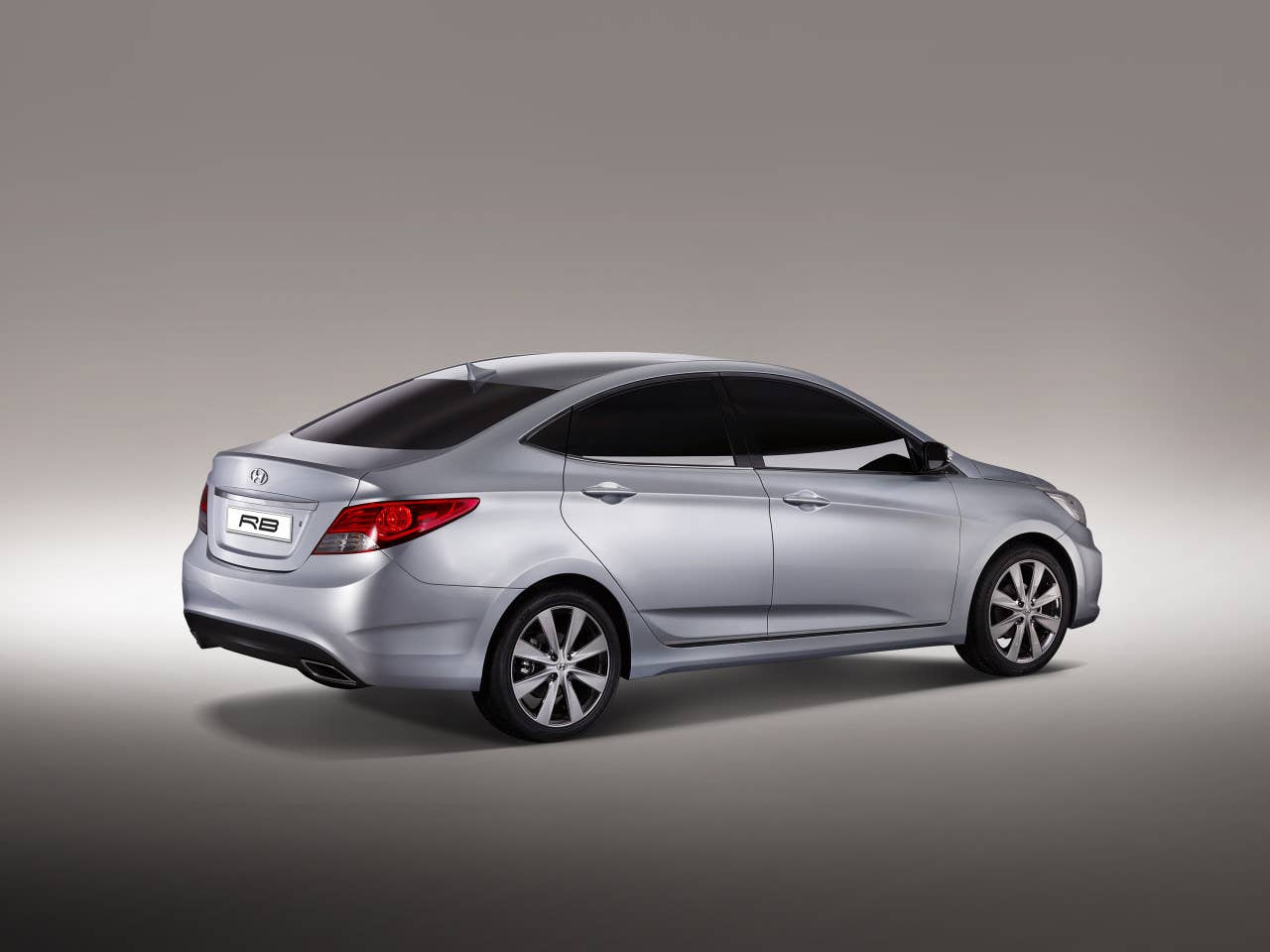 Hyundai RB concept for Moscow revealed [w/video] - Autoblog
