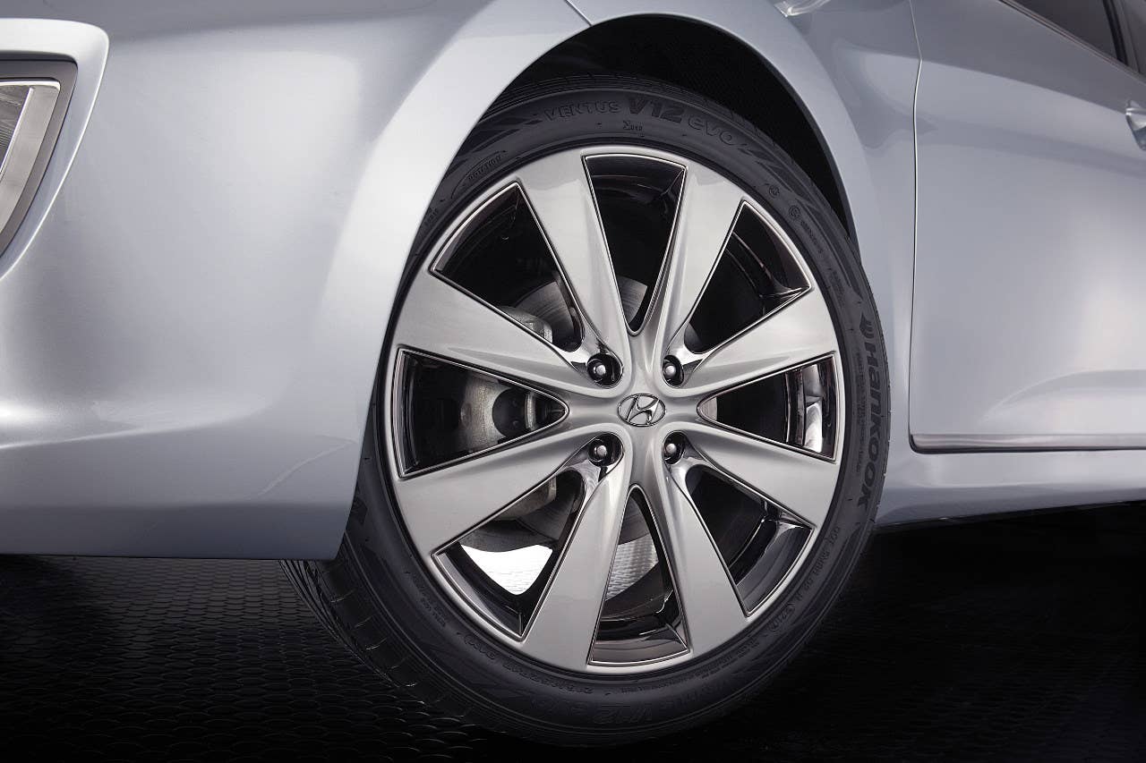 Hyundai RB concept for Moscow revealed [w/video] - Autoblog