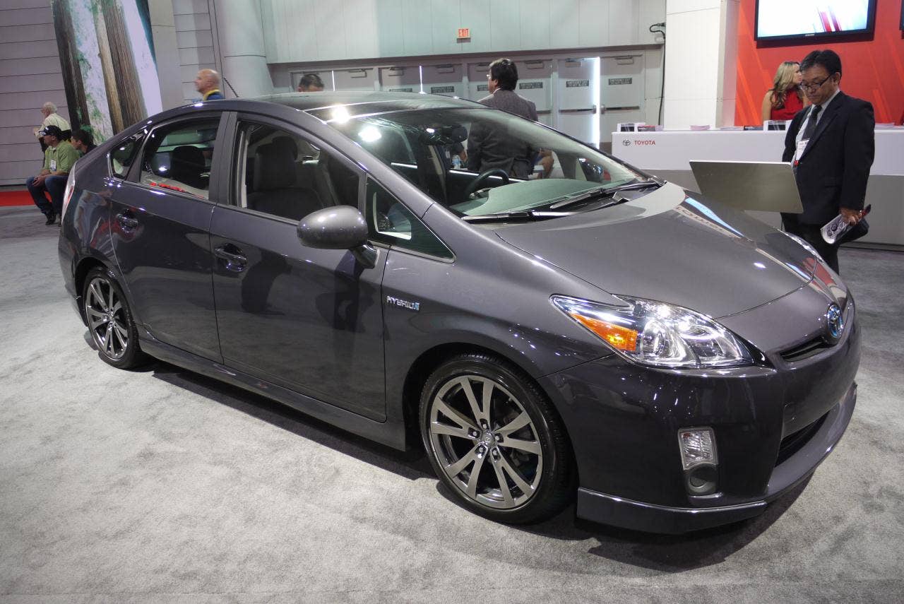 Toyota Prius Plus Performance Package
