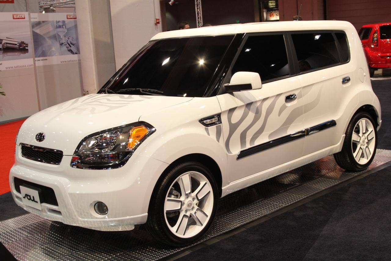 Kia Soul White Tiger