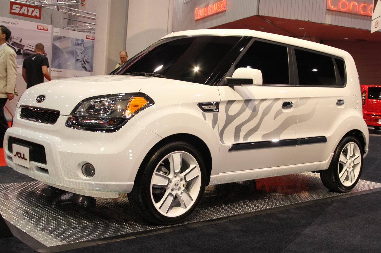 Kia Soul White Tiger