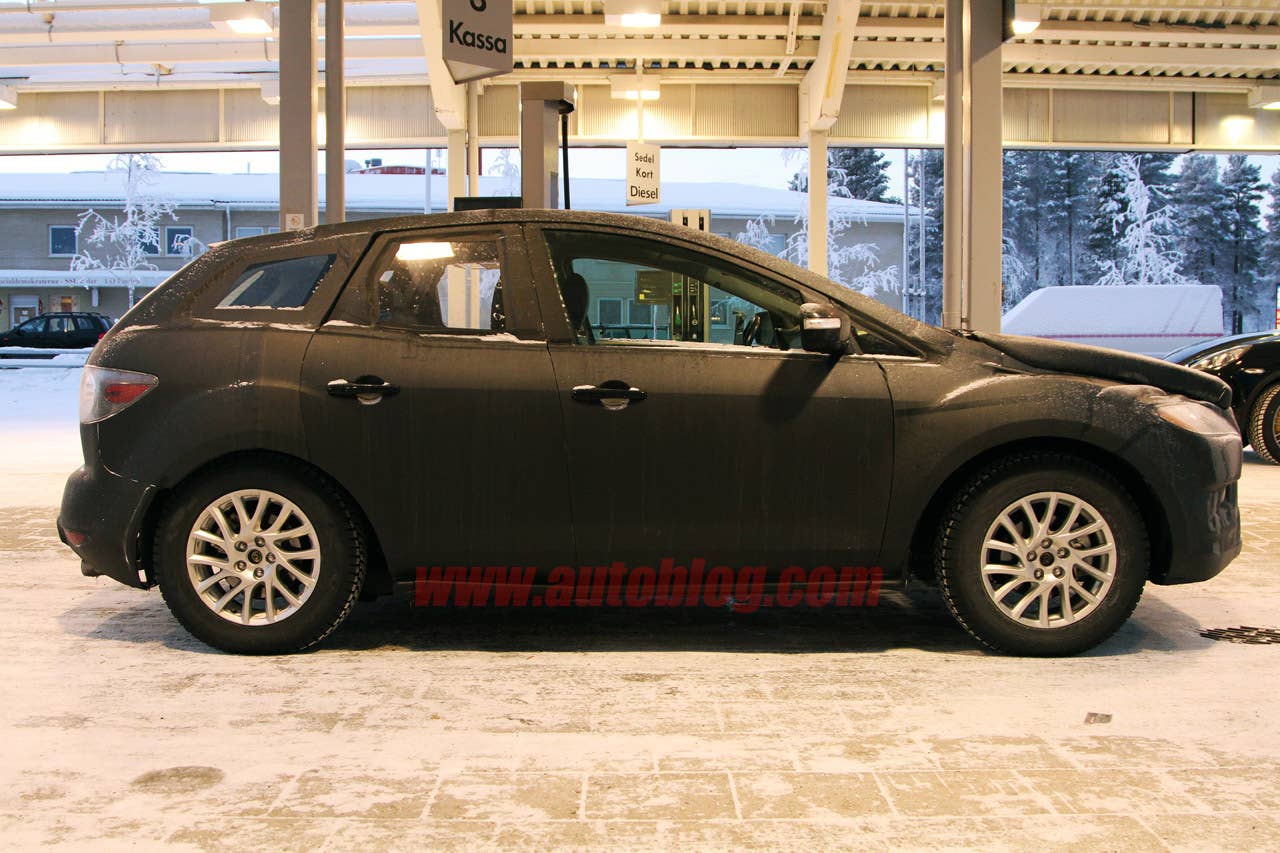 Mazda Small CUV spy shots
