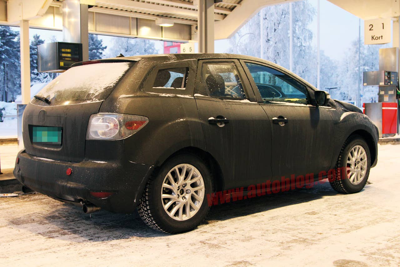 Mazda Small CUV spy shots
