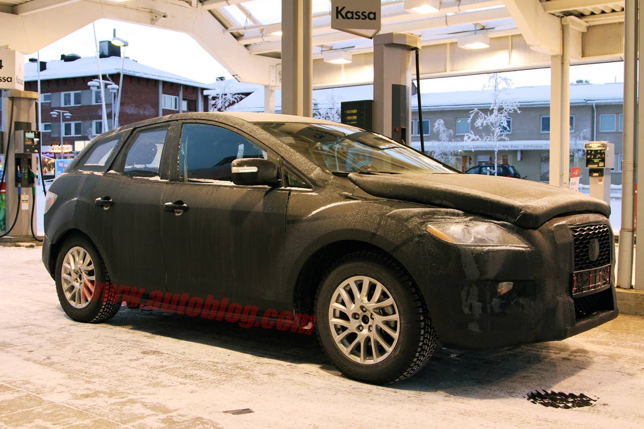 Mazda Small CUV spy shots