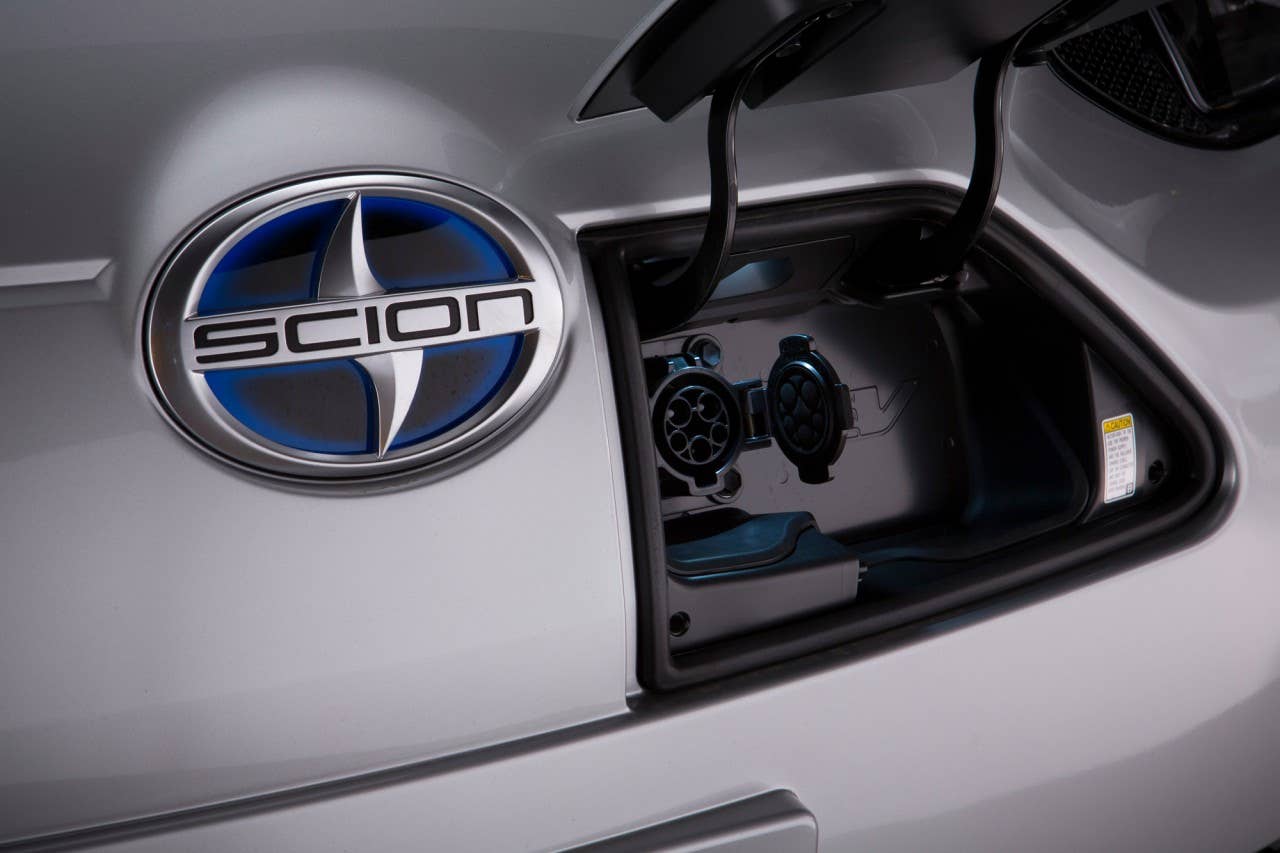 Toyota iQ EV
