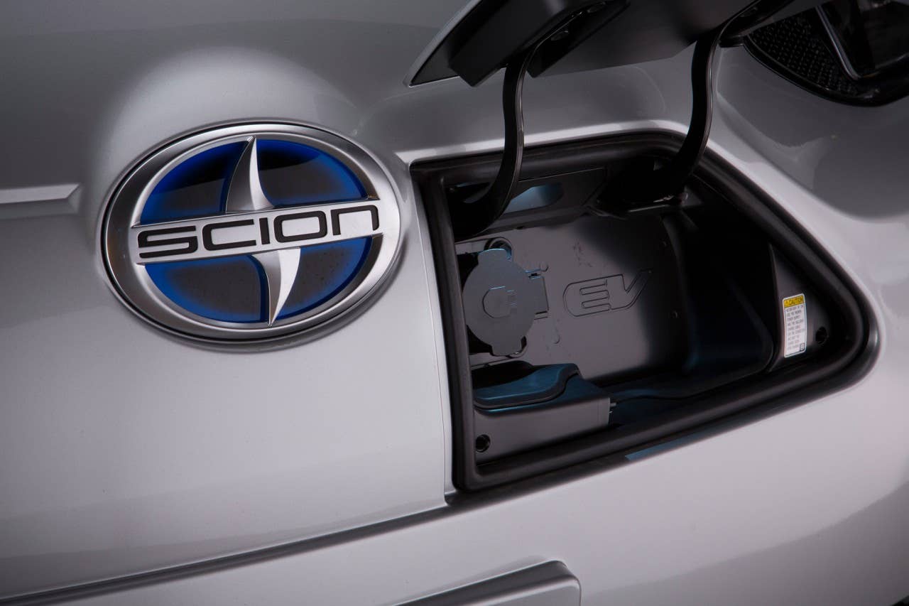 Toyota iQ EV