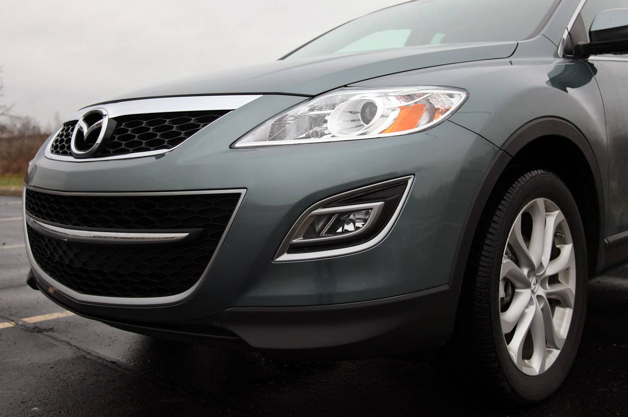 2012 Mazda CX-9 front detail