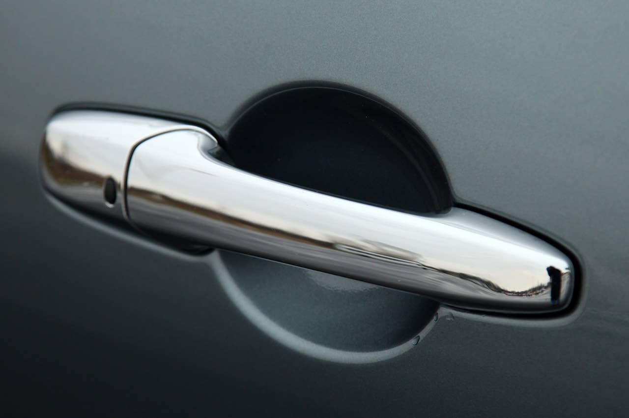 2012 Mazda CX-9 door handle