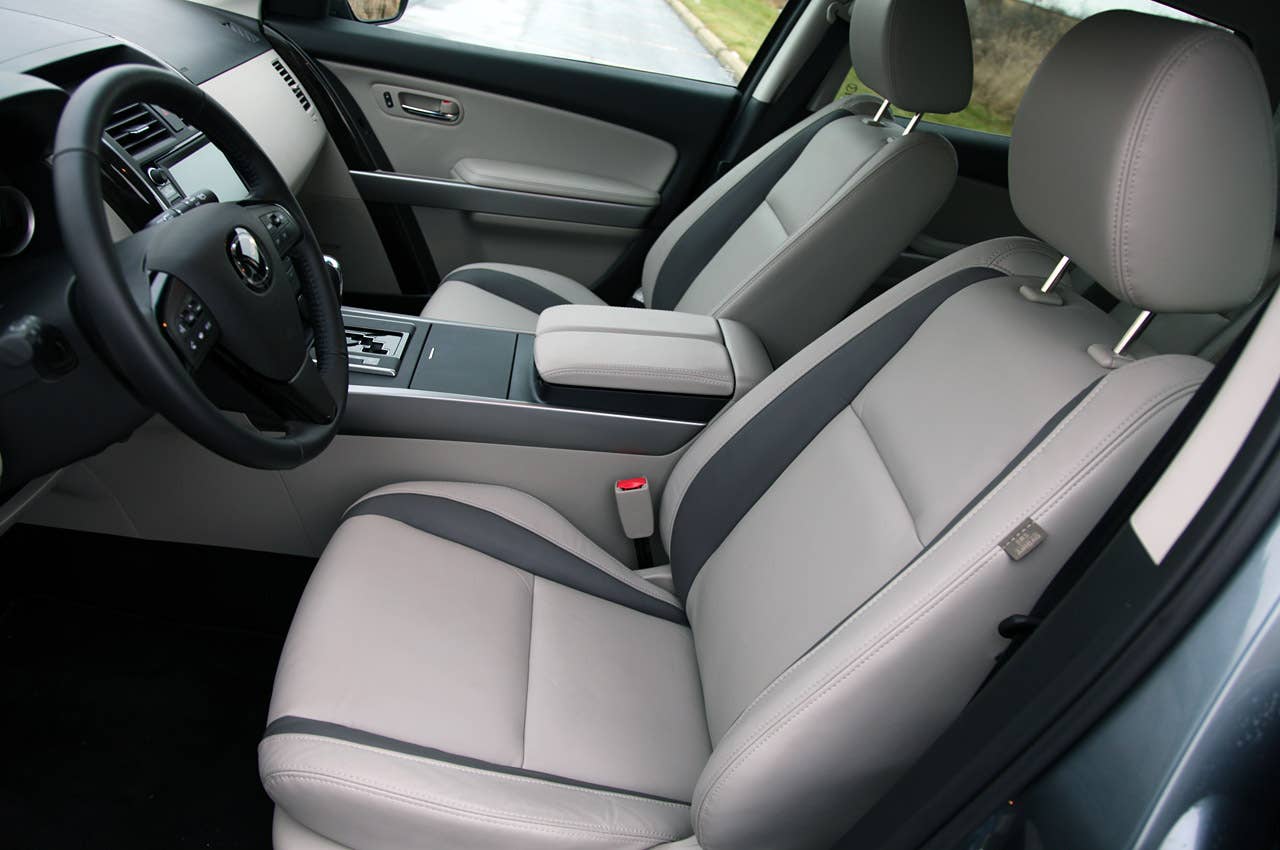 2012 Mazda CX-9 front seats