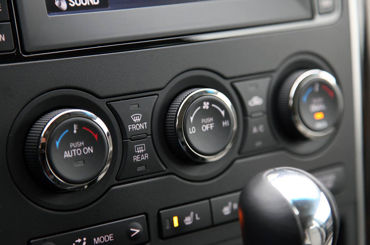 2012 Mazda CX-9 climate controls