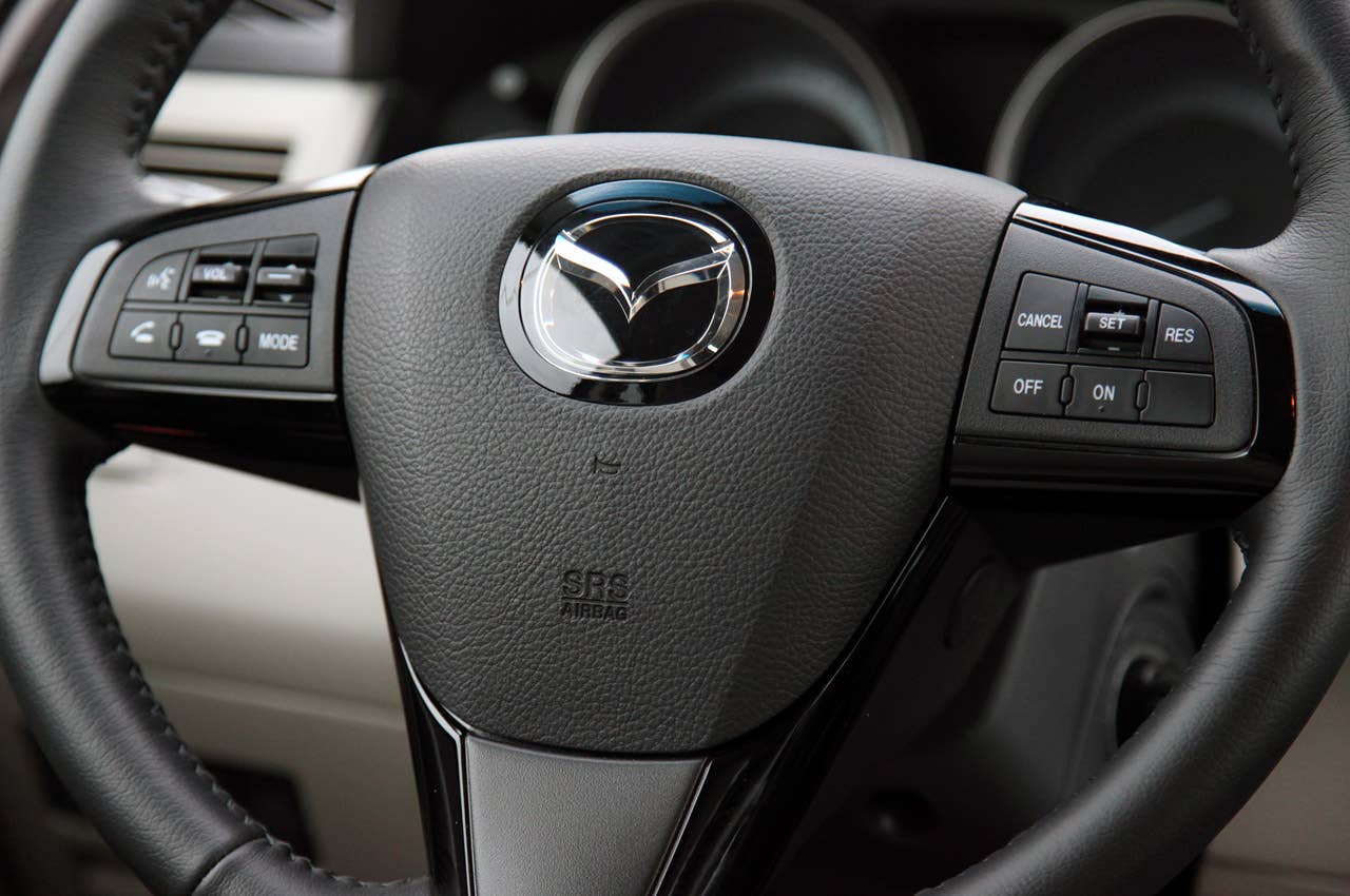 2012 Mazda CX-9 steering wheel